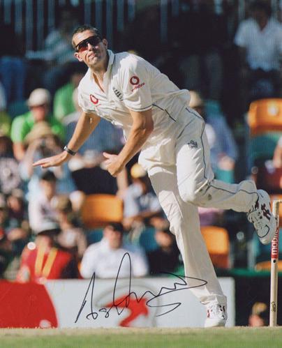 ASHLEY-GILES-autograph-signed-Warks-cricket-memorabilia-king-of-spin-England-test-match-spinner-selector-wccc