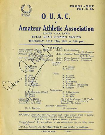 ADRIAN METCALFE (Silver Medallist 4x400m relay 1964 Tokyo Olympics, ITV Athletics commentator, Head of Sport at Channel 4 and Eurosport) Signed 1962 OUAC University v AAA Athletics meeting  race card Iffley Road, Oxford