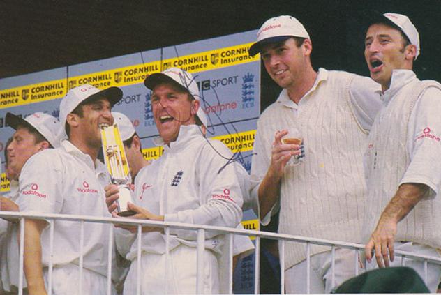 Alec-Stewart-autograph-signed-Surrey-CCC-Cricket-memorabilia-England-test-match-1998-Headingley-South-Africa