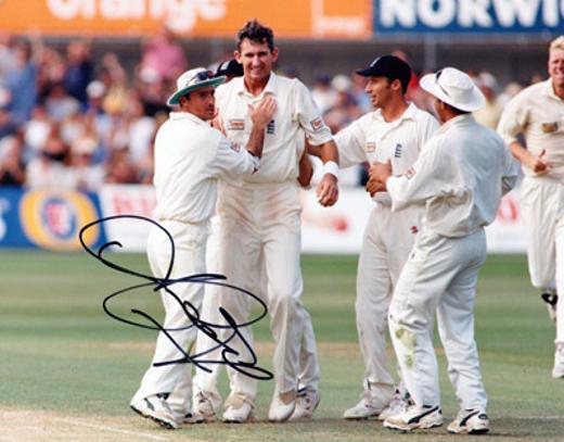 Andy-Caddick-autograph-signed-somerset-cricket-memorabilia-england-test-match-fast-bowler-nz-cricketer-signature