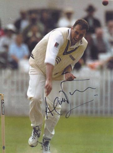 Angus-Fraser-autograph-signed-Middlesex-cricket-memorabilia-england-test-match-bowler-gus-selector-poster-signature-middx-ccc