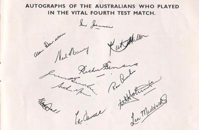 Australia-Ashes-cricket-memorabilia-1954-1955-tour-review-booklet-England-Schools-Cricket-Association-54-55-squad-benaud-signature-harvey-miller-davidson-morris