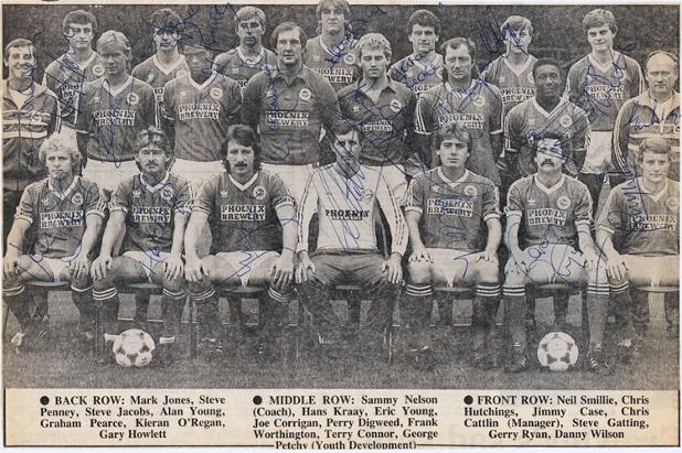 BRIGHTON & HOVE ALBION Signed 1984 B&W newspaper team pic. Players & staff signed inc: Gary Howlett, Sammy Nelson, Hans Kraay, Eric Young, Joe Corrigan, Perry Digweed, Frank Worthington, Terry Connor, George Petchy, Chris Hutchings, Jimmy Case, Chris Cattlin (manager), Steve Gatting, Gerry Ryan Danny Wilson