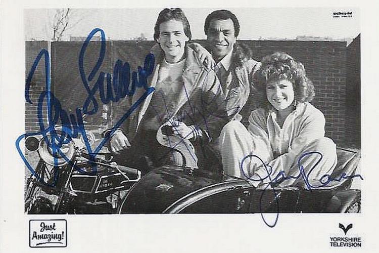 Barry-Sheene-autograph-signed-motor-cycle-bike-memorabilia-just-amazing-tv-kenny-lynch-jan-ravens-world-champion-grand-prix