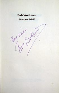 Bob-Woolmer-memorabilia-Bob-Woolmer-autograph-signed-Kent-cricket-memorabilia-autobiography-pirate-and-rebel-first-edition-KCCC-memorabilia-Spitfires-1984