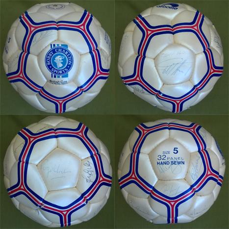 Bobby Charlton signed football autograph soccer ball Man Utd Manchester United England british gas hurst peters ball hunt Sir Robert MUFC sports memorabilia