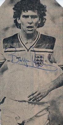 Bryan-Robson-autograph-signed-england-football-memorabilia-man-utd-wba-middlesbrough-captain-marvel-signature