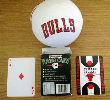 CHICAGO-BULLS-memorabilia-NBA-memorabilia-mini-ball-playing-cards-350