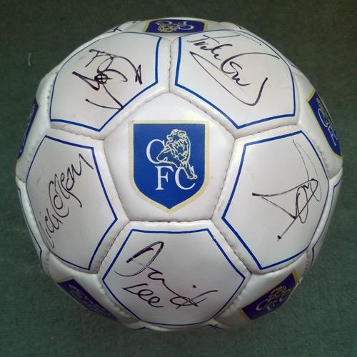 Chelsea-FC-football-memorabilia-signed-soccer-ball-1997-Gus-Poyet-Mark-Hughes-Dennis-Wise-Michael-Duberry-official-club-logo-Craig-Burley-Steve-Clarke-Dan-Petrescu