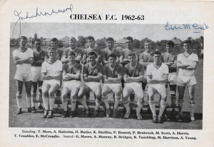 Chelsea-FC-team-photo-autographed-Stamford-Bridge-Eddie-McCreadie-John-Mortimore-Charlton-Athletic-football-memorabilia-autograph-signed-programme-1962-Addicks-CAFC-CFC