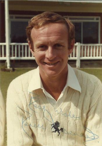 DEREK-UNDERWOOD-memorabilia-Kent-cricket-memorabilia-signed-KCCC-portrait-photo-Deadly-Spitfires-England-Test-Spinner-autograph-signature