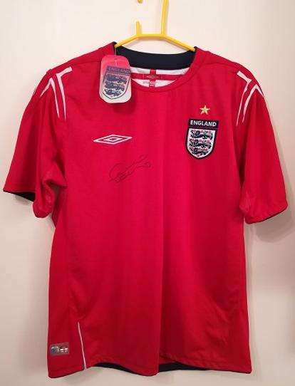 Frank Lampard autograph signed england football memorabilia red umbro shirt chelsea cfc midfielder signature