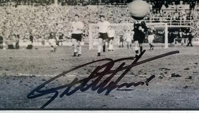 Geoff-Hurst-autograph-Sir-Geoff-Hurst-memorabilia-signed-England-1966-World-Cup-Football-memorabilia-West-Germany-4-2-hat-trick-third-goal-scorer-signature