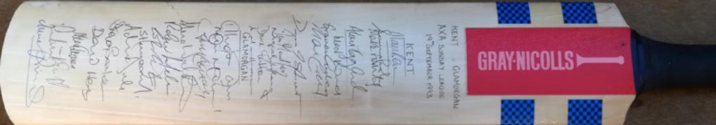 Glamorgan-cricket-memorabilia-squad-signed-bat-1993-kent-kccc-axa-sunday-league-match-viv-richards-carl-hooper-gray-nicolls-autograph