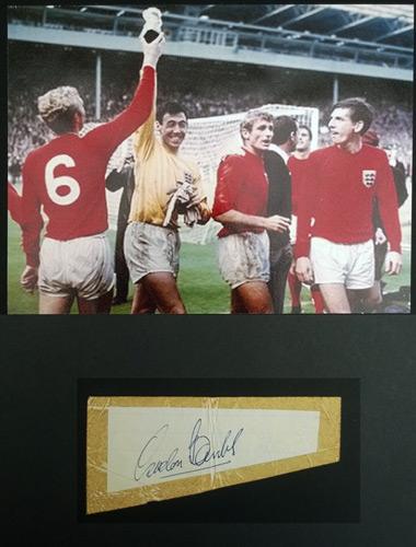 Gordon-Banks-autograph-Gordon Banks memorabilia-signed-football-memorabilia-England-1966-world-cup-final-champions-winners-stoke-leicester-city-goalkeeper-Banksy
