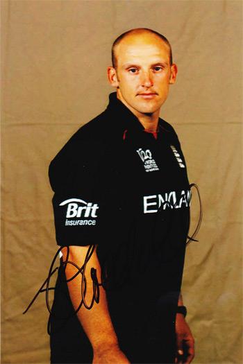 JAMES TREDWELL autograph signed England Kent Cricket memorabilia Tredders autographed Spitfires benefit 2017