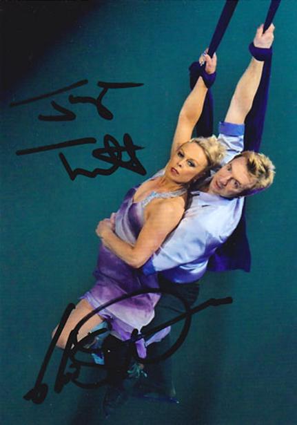 Jayne-Torvill-Christopher-Dean-signed-ice-dance-photo-skating-memorabilia-autograph