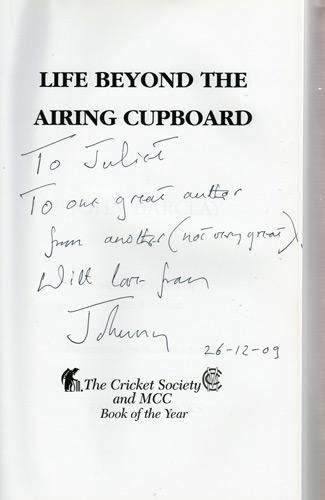 John-Barclay-memorabilia-John-Barclay-autograph-signed-autobiography-Life-Beyond-the-Airing-Cupboard-Sussex-CCC-captain-Sussex-cricket-memorabilia-signature