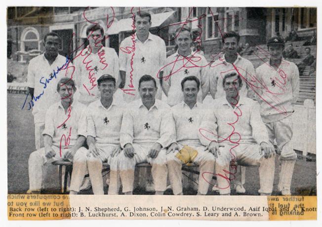 Kent-CCC-signed-cricket-memorabilia-team-photo-1969-Luckhurst-Asif-Iqbal-Woolmer-Shepherd-Cowdrey-Knott-Underwood-Ealham-Denness-Leary-Dixon-Graham-autograph