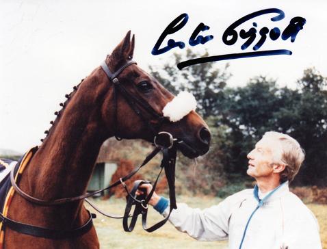 Lester-Piggott-autograph-signed-horse-racing-memorabilia-champion-jockey