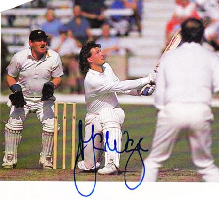 Mark-Waugh-autograph-signed-Australia-cricket-memorabilia-all-rounder-aussie