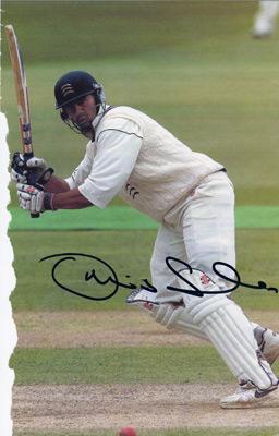 Owais-Shah-autograph-signed-Middlesex-cricket-memorabilia-England-u-19-under-captain-test-match-batsman-odi-cap-stylish