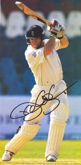 Paul-Collingwood-autograph-signed-England-cricket-memorabilia-all-rounder-Durham-CCC-2005-Ashes-Brigadier-Block-Colly