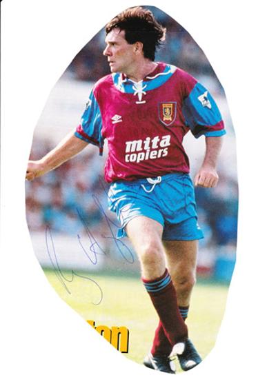 Ray-Houghton-autograph-signed-Aston-Villa-fc-football-memorabilia-signature-republic-of-ireland-captain-liverpool-midfielder
