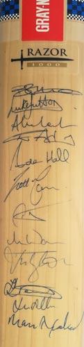 Razor-Gray-Nicolls-signed-cricket-bat-memorabilia-robertsbridge-sussex-kent-surrey-essex-ben-stokes-autograph-geraint jones joe denly mark ramprakash