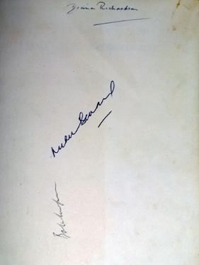 Richie-Benaud-memorabilia-Richie-Benaud-autograph-Bobby-Simpson-memorabilia-Bobby-Simpson-autograph-signed-book-cricket-memorabilia-the-australian-way-signature