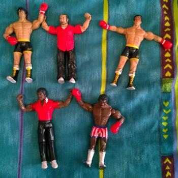 miniature boxing figures