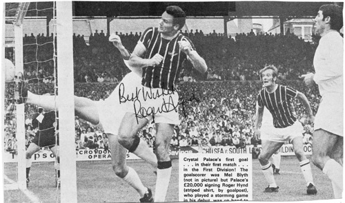 Roger-Hynd-autograph-signed-Crystal-Palace-football-memorabilia-eagles-cpfc-signature-debut