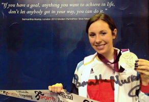 Samantha Murray signed London 2012 Modern Pentathlon silver medal card