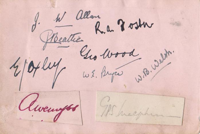 Scotland-rugby-memorabilia-1930s-Phil-Macpherson-autograph-ANDREW-JOCK-WEMYSS-WILLIE-WELSH-ROBERT-FOSTER-E-J-OXLEY-DODDIE-WOOD-signature