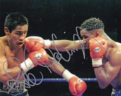 Steve-Robinson-autograph-signed-welsh-boxing-memorabilia-boxer-wbo-world-featherweight-champion-cinderella-man-wales