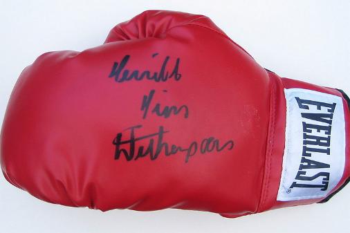 Tim-Witherspoon-signed-Everlast-boxing-glove-memorabilia-world-heavyweight-champion-terrible