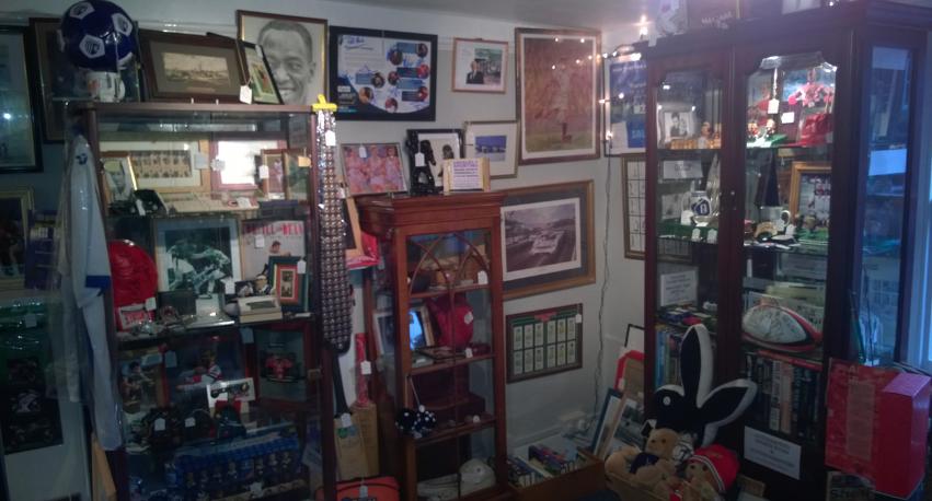 Uniquely-Sporting-Sports-Memorabilia-Store-Shop-Allsorts-Antiques-Vintage-Collectables-Headcorn-Kent-Signed-Display-Cabinets
