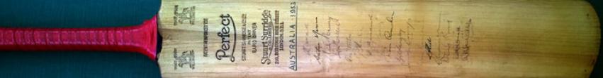Signed Australian cricket bat 1953 Ashes tour memorabilia