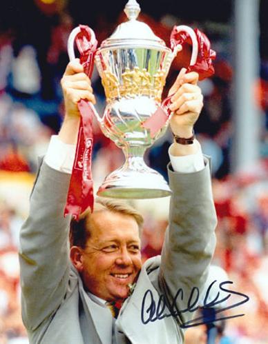 Alan-Curbishley-signed-Charlton-Athletic-1998-Championship-Playoffs-champions-trophy-photo