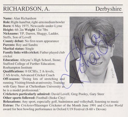 Alan-Richardson-autograph-signed-Derbyshire-cricket-memorabilia-derbys-ccc-bowler-whos-who-signature