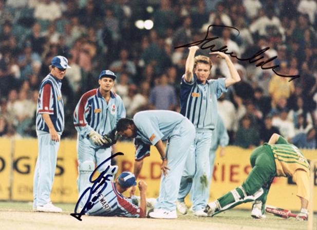 Alec-Stewart-autograph-signed-england-cricket-memorabilia-test-match-wicket-keeper-odi-shaun-udal-signature-spinner-surrey-ccc-hants-australia-ashes-captain