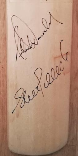 Allan-Donald-autograph-signed-south-africa-cricket-bat-mini-Shaun-Pollock-signature-memorabilia-fast-bowlers-white-lightning-polly-proteas