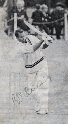 Basil-Doliveira-autograph-signed-worcs-ccc-cricket-memorabilia-worcestershire-captain-england-al-rounder-south-africa-tour-apartheid-ban-signature
