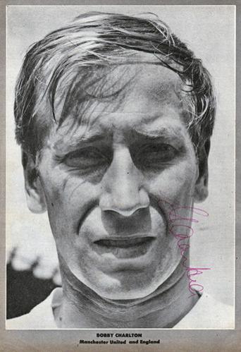 Bobby-Charlton-autograph-signed-Man-Utd-football-memorabilia-Sir-Robert-Manchester-United-England-Busby-Babes-1966-world-cup-winner