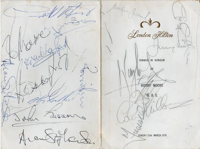 Bobby-Moore-autograph-signed-football-memorabilia-tribute-dinner-menu-Hilton-1970-Geoff-Hurst-Jimmy-Greaves-1966-world-cup-west-ham-united-england-captain