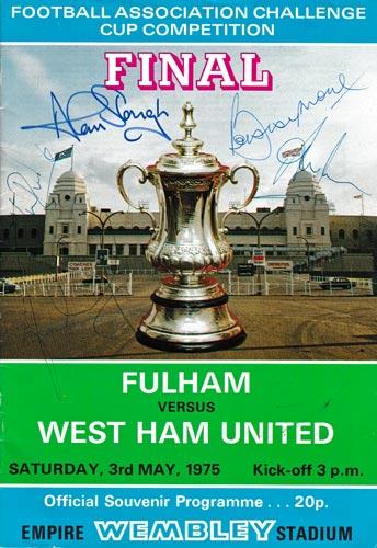 Bobby Moore autograph signed fulham football memorabilia 1980 fa cup final programme west ham 1966 world cup captain wembley signature