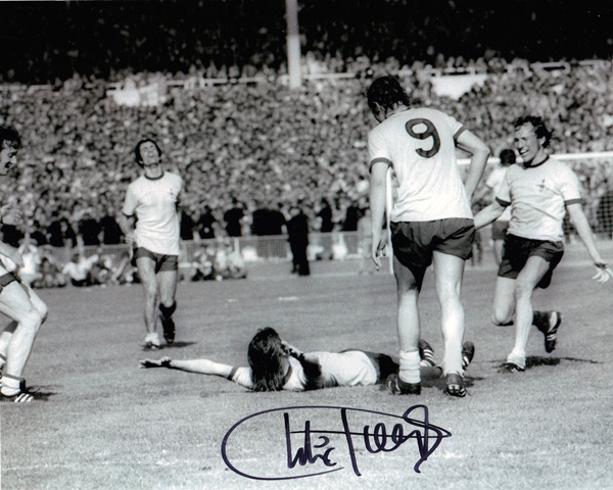 Charlie George autograph signed Arsenal Football memorabilia 1971 FA Cup Final winning goal celebration signature glorious gunners Wembley AFC