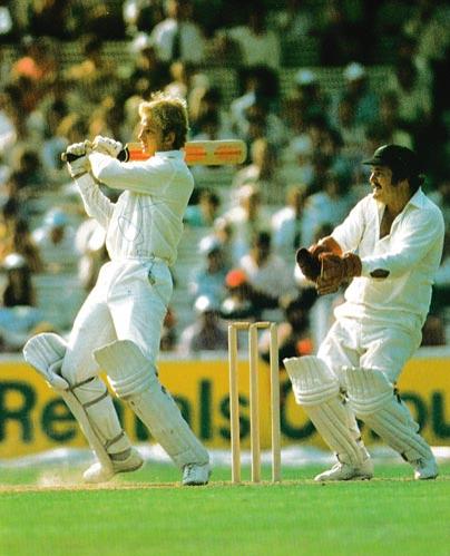David-Gower-autograph-signed-england-cricket-memorabilia-1978-oval-test-new-zealand-leics-hants-ccc-captain