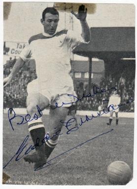 Eddie-Firmani-autograph-signed-Charlton-Athletic-football-memorabilia-italy-sampdoria-inter-milan-tampa-bay-rowdies-new-york-cosmos-south-africa-signature