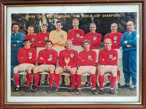 England-1996-world-cup-final-winners-memorabilia-tead-squad-pic-moore-hurst-peters-charlton-ramsey